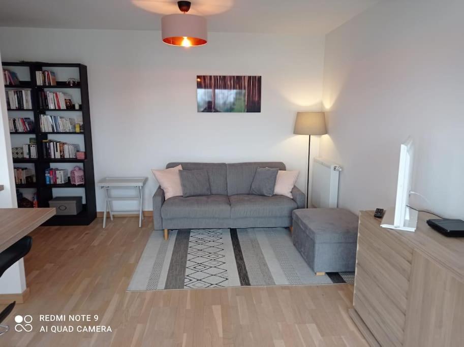 Superbe Appartement Avec Balcon Filant Cenon Εξωτερικό φωτογραφία